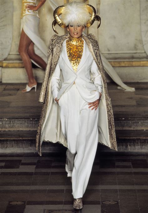 givenchy 1997 vogue